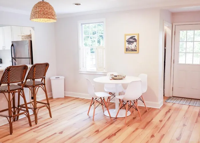 Sleeps 10! Minutes To Parris Island & Downtown